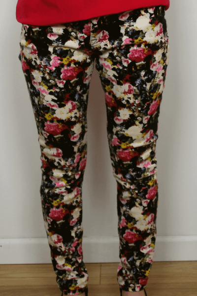 BDG mid rise twig floral print jeans