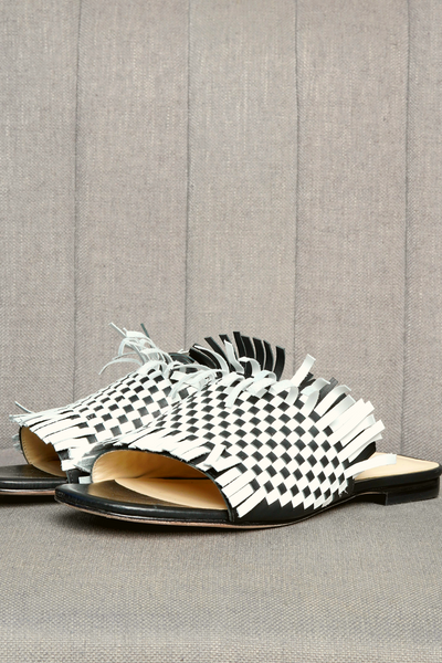 Isa Tapia women’s slide sandals