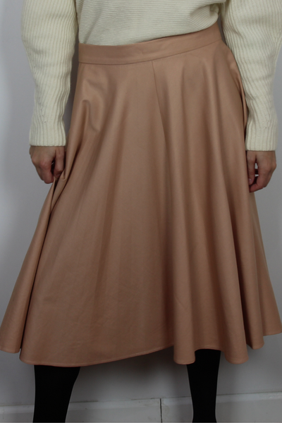 High-waisted skirt with A-line silhouette--0227