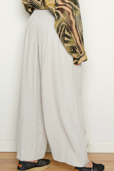 Women's Smart Parts Pants in Grey