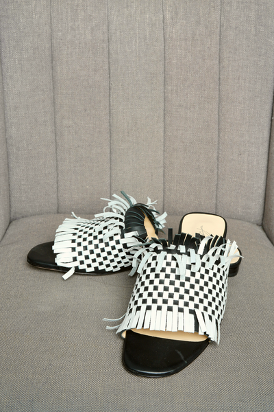 Isa Tapia women’s slide sandals