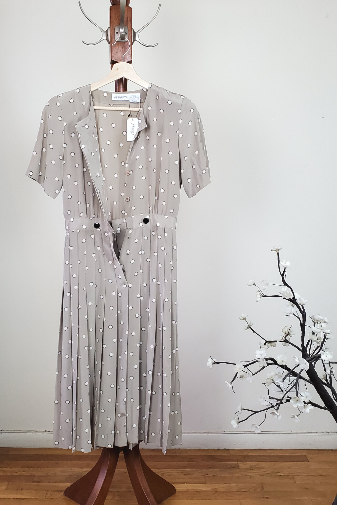 Liz Claiborne Vintage Petite Dress taegclothing Liz Claiborne Vintage Petite Dress taegclothing