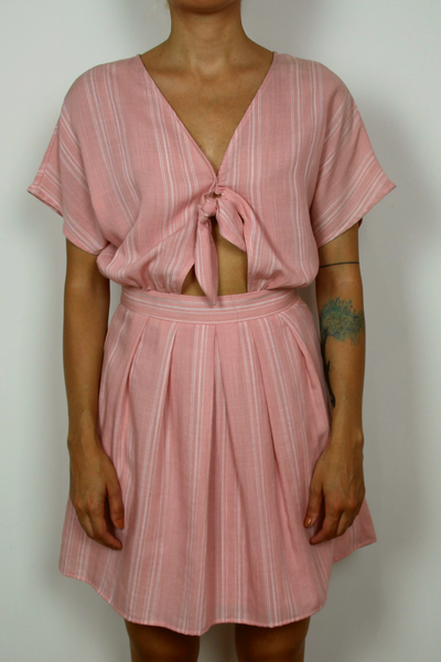 Frnch short sleeve dress in pink