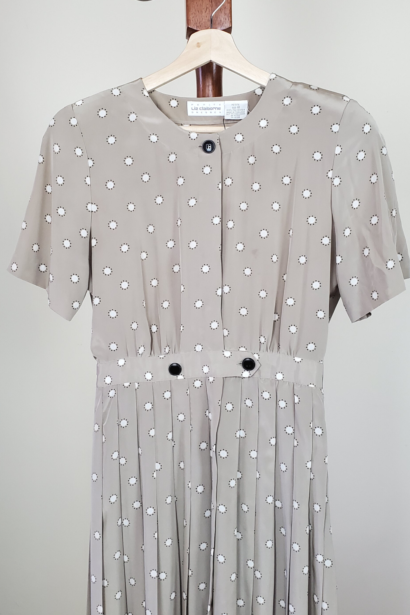 liz claiborne dresses Vintage Liz Claiborne Shirtwaist Dress Floral Print Cotton 80s does 50s