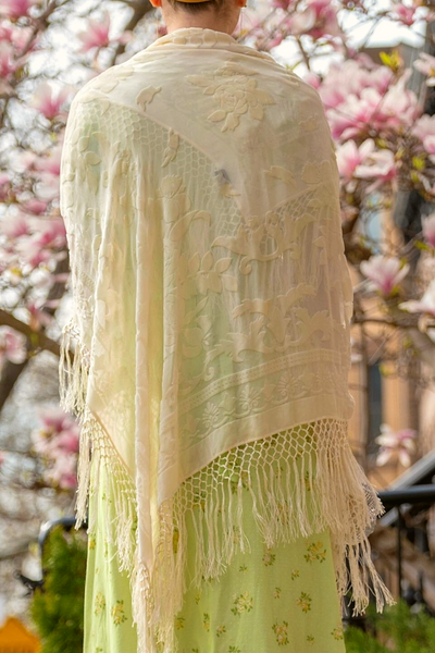 Vintage floral embroidered scarf with fringes