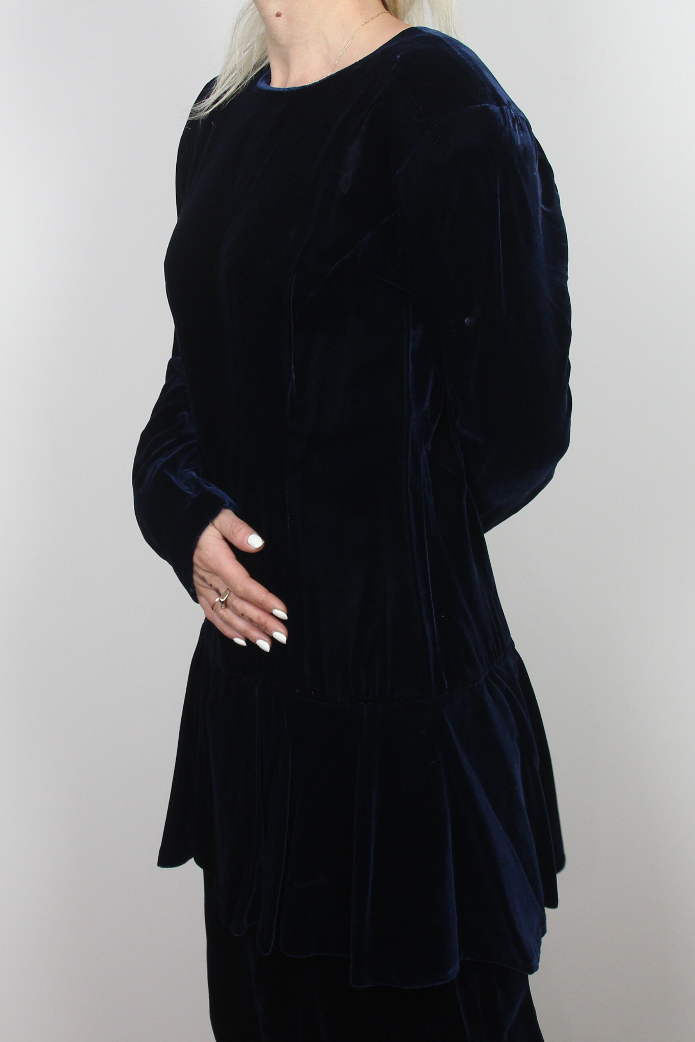 Vintage Ann Taylor dark blue velvet dress, button down back